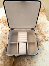 Load image into Gallery viewer, Chief Rain Jewelry Box
