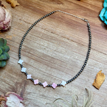 Load image into Gallery viewer, Pink Conch Flower & Sterling Silver Pearl Necklace