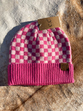 Load image into Gallery viewer, Checkered Beanie
