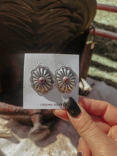 Load image into Gallery viewer, Lottie Earrings
