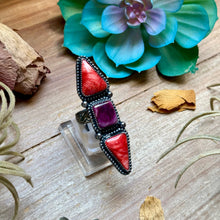 Load image into Gallery viewer, MJ Ring Red &amp; Purple Spiny Ring
