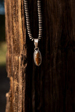 Load image into Gallery viewer, Randy Billy Pendant
