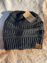 Load image into Gallery viewer, Classic Beanie
